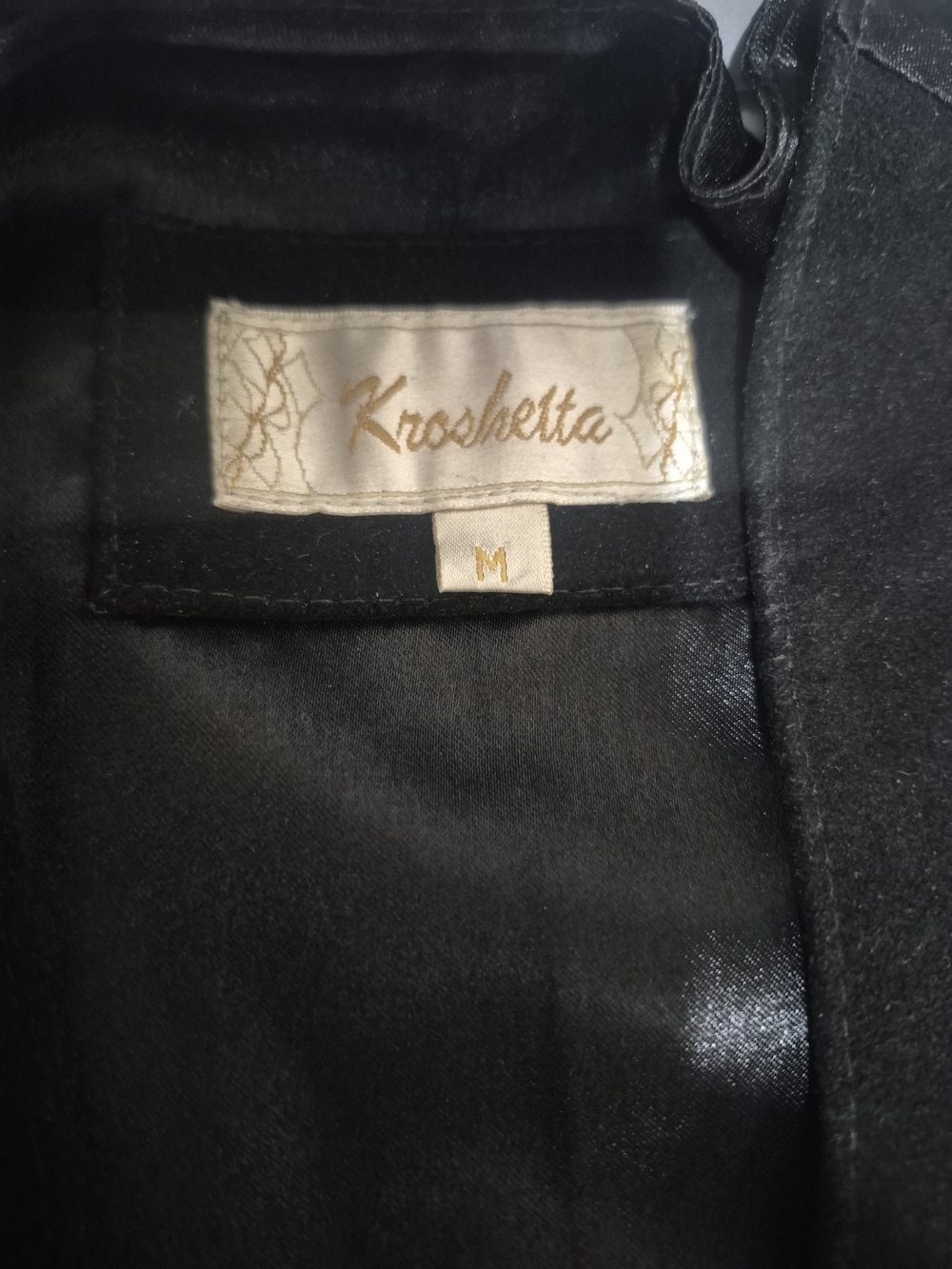 Source Unknown Black Embroidered Suede Vest - Picture 2 of 8